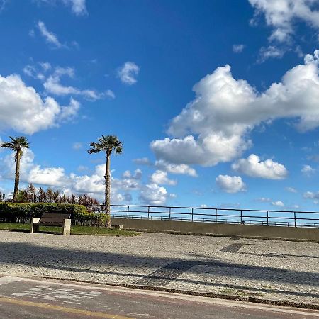 A035- Amplo Apto 2 Quartos C/ Wi-Fi | 50M Do Mar プライア・グランデ エクステリア 写真